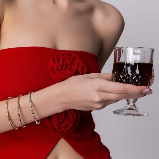 Ürün fotoğrafçılığı örneği - lifestyle aksesuar çekimi (Mazı Aksesuar portföyü)