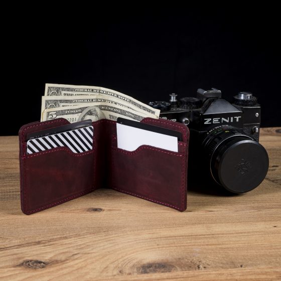 Ürün fotoğraflığı örneği – deri ürünü (Deri portföyü)